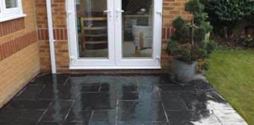 Natural slate paving